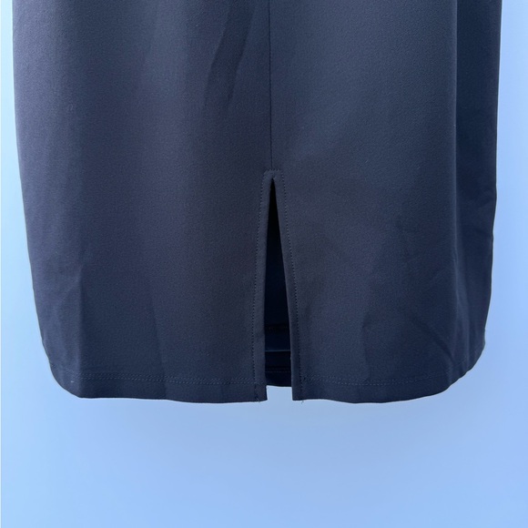 Marina Black Midi Sheath Off-the-Shoulder Bodycon
Dress Size 12 - Picture 4 of 16